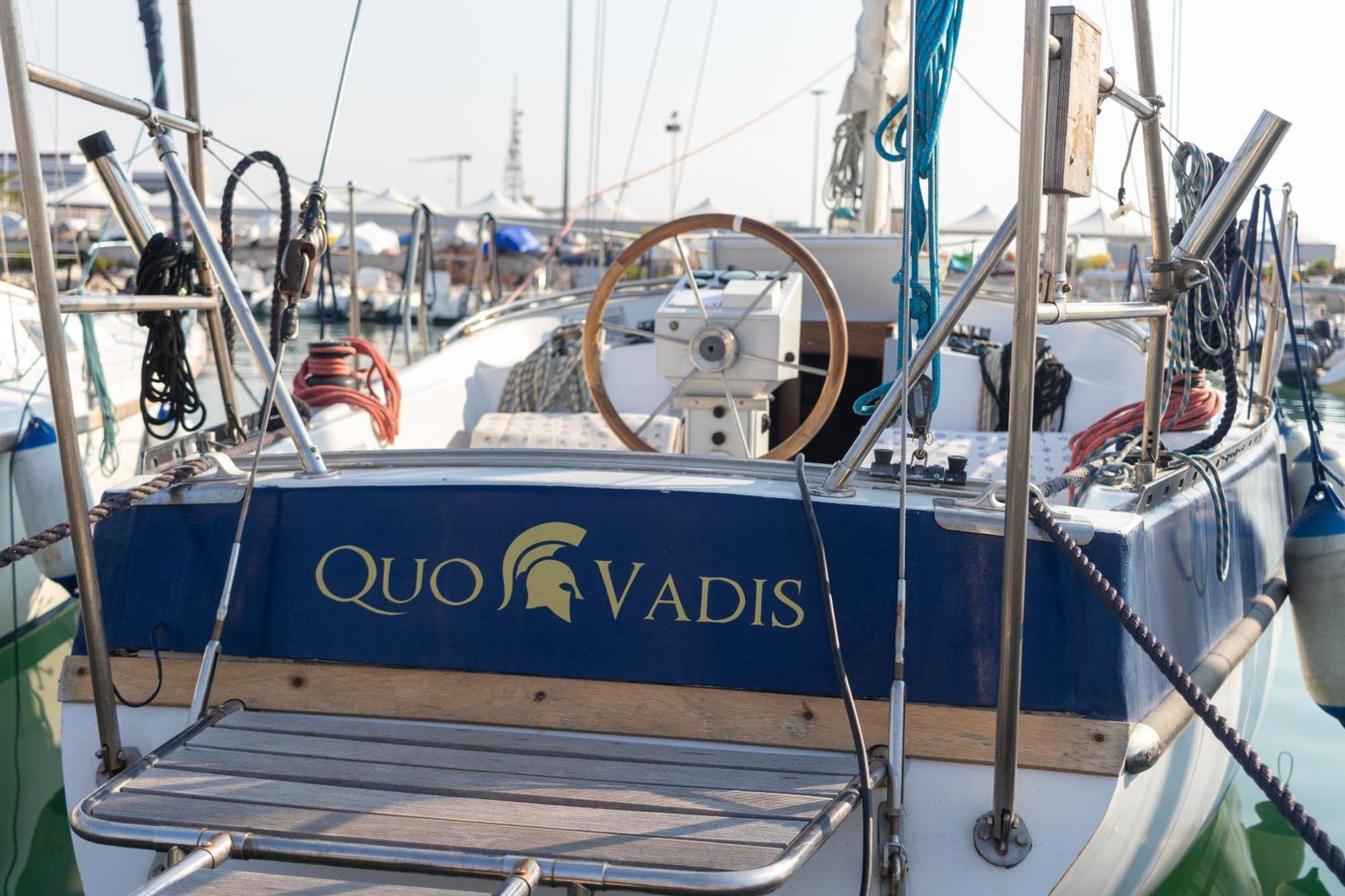 Quo Vadis Yacht Hotel Bari Ngoại thất bức ảnh