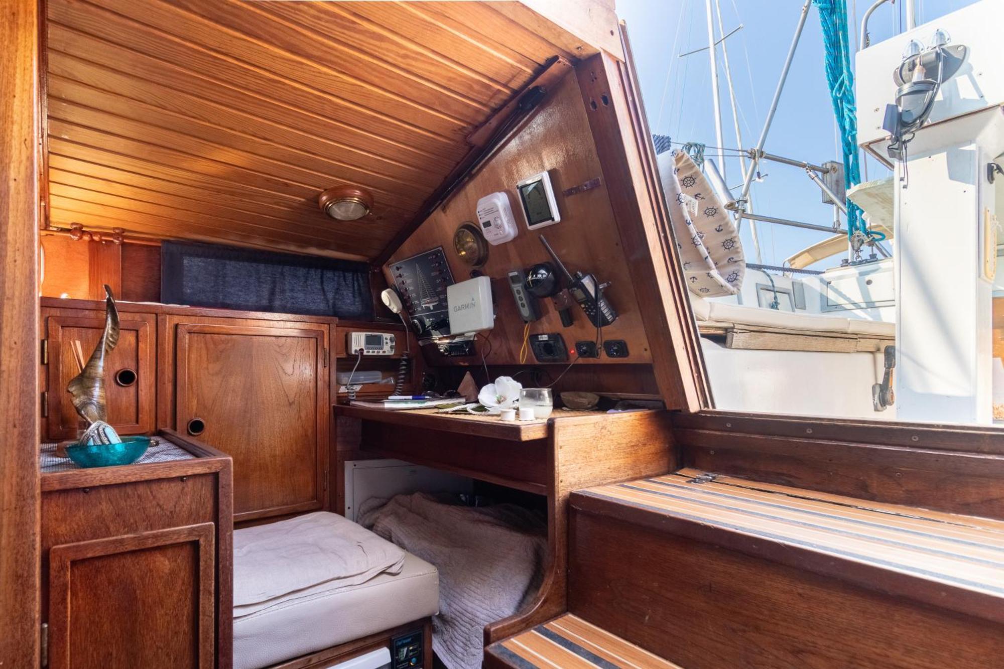 Quo Vadis Yacht Hotel Bari Ngoại thất bức ảnh